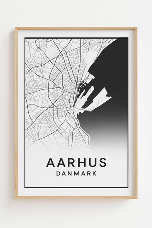 Sort/hvid Aarhus havn kortplakat med detaljeret kortdesign. Moderne og minimalistisk byplakat til boligindretning eller gave.