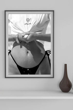 Greek Summer – Fashion plakat i sort/hvid med sensuel sommerstemning og strandvibe