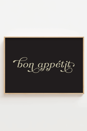 Opdag Bon Appetit Plakat, den perfekte tilføjelse til køkkenet. Med sit elegante design og indbydende budskab bringer denne plakat en følelse af charme og hygge til ethvert køkken.