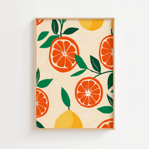 Citrus Fruits plakat med appelsiner, citroner og grønne blade i farverigt grafisk design – moderne køkkenplakat.