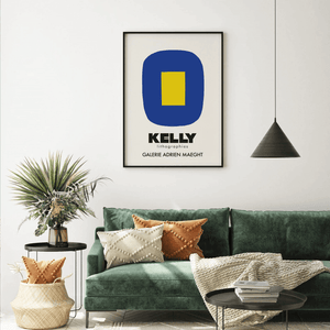 Ellsworth Kelly plakat med blå og gul abstrakt form – moderne kunstplakat i grafisk stil.