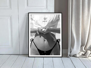 Greek Summer – Fashion plakat i sort/hvid med sensuel sommerstemning og strandvibe