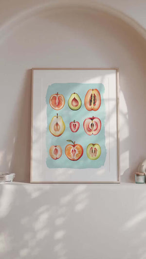 Blå vulva frugt plakat med kunstnerisk og feministisk motiv i moderne farver.