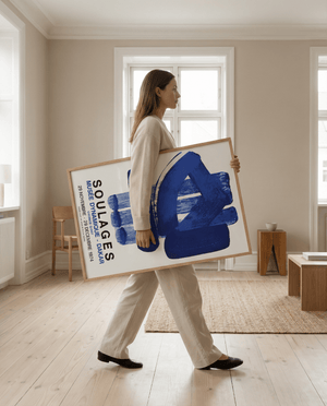Opgrader dit hjem med vores unikke Soulages plakater. Disse plakater har abstrakte designs inspireret af kunstneren Soulages, 