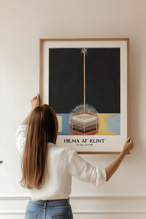 Sacred Light plakat – Hilma af Klint abstrakt kunst med lysstråle og geometrisk motiv