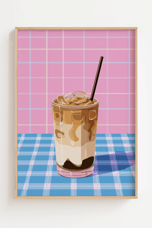 Iced latte plakat med pastel farver og moderne kaffe illustration