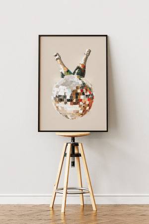 Champagne disco plakat med diskokugle og champagneflasker
