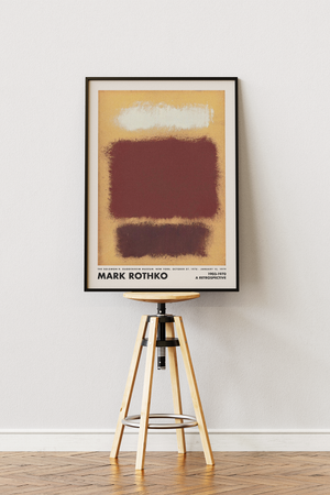 Abstrakt plakat i varme jordfarver med lyse, strukturerede kontraster inspireret af Mark Rothkos farvefelter – ideel til moderne indretning.