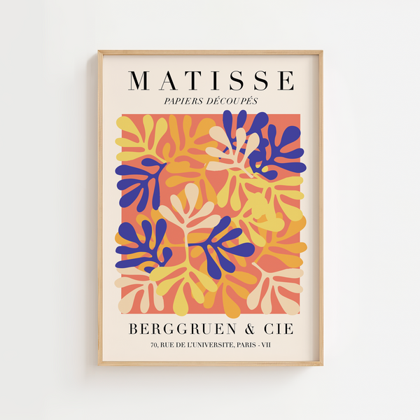 Colorful Paper Shapes Matisse plakat med farverige cut-out blade i blå, gul og orange.