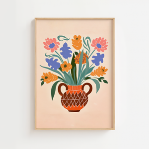 Blomstervase plakat med grafiske mønstre og farverig buket i folk art stil