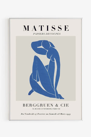 Opdag Blue Women Figure - Matisse Plakat, en elegant og minimalistisk Matisse plakat med stærke blå nuancer og organiske former. Perfekt til moderne indretning.

