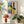 Plakat med abstrakte citroner og blå-hvide striber – moderne kunstplakat med italiensk sommerstemning.

