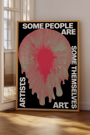 Some Themselves Artists plakat i egetræsramme på gulv ved vindue